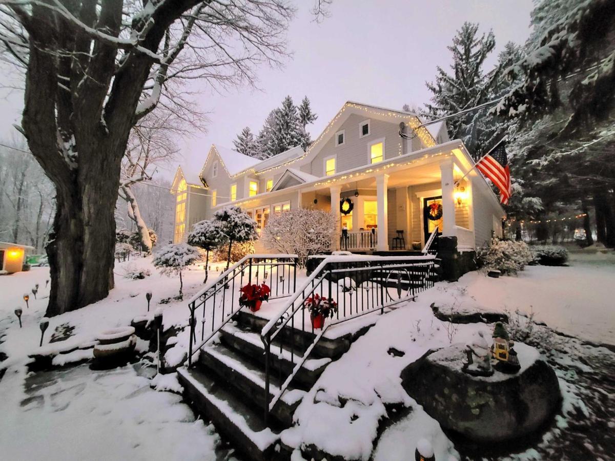 Pump House Inn & Spa Skytop Екстериор снимка